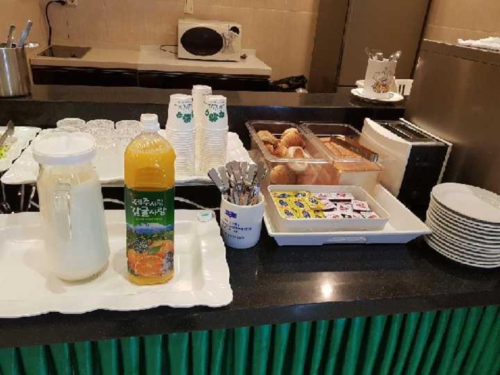 Changwon Olympic Hotel Værelse billede