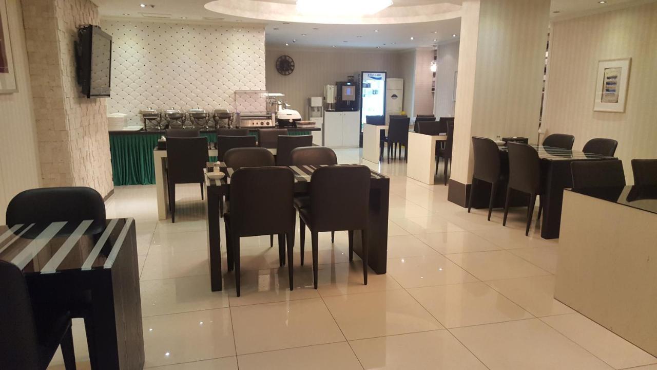 Changwon Olympic Hotel Værelse billede